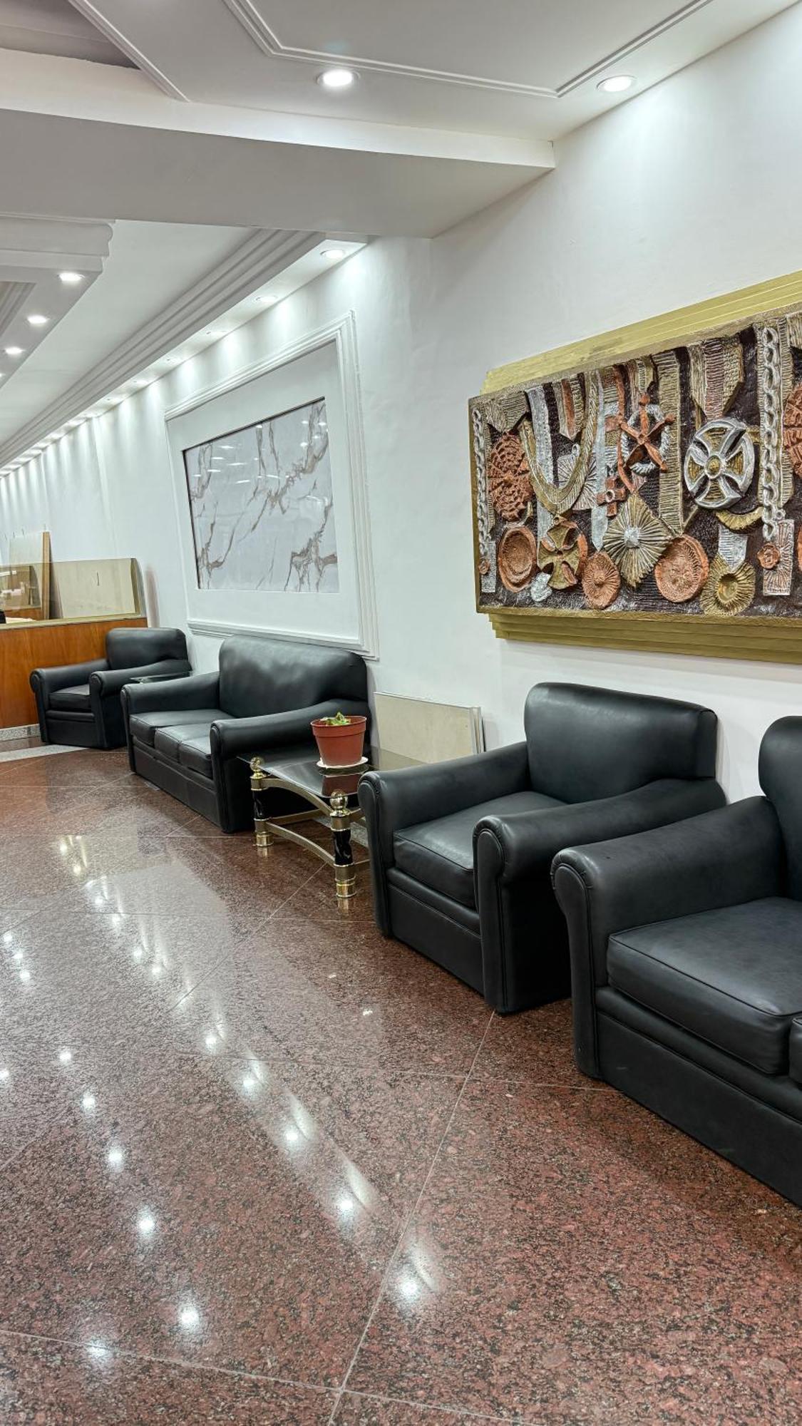 Diplomat Hotel — Photos 1